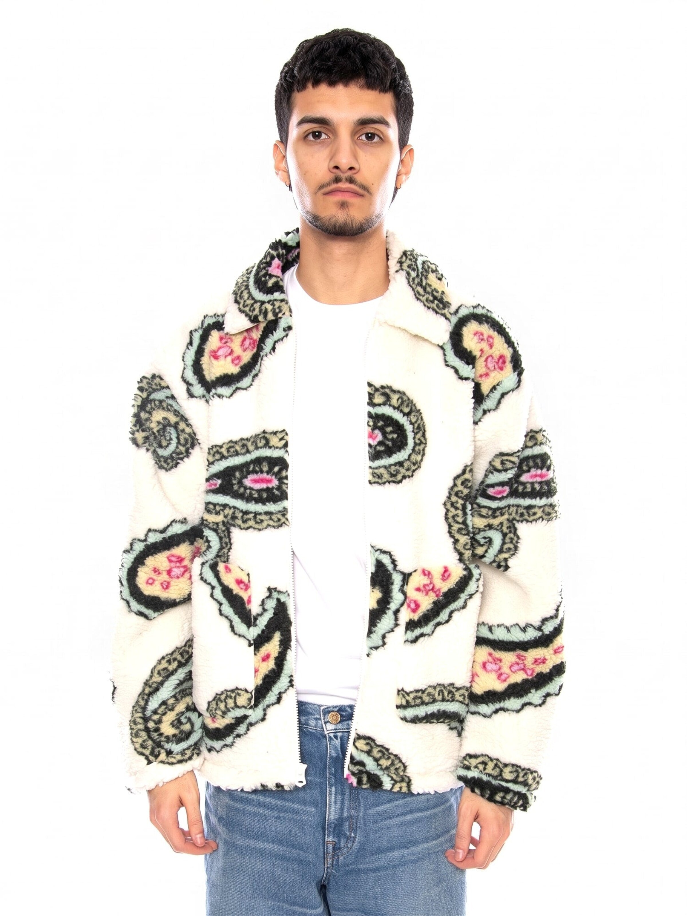 Giacca invernale 'Paisley Sherpa Jacket Unbleahed Multi' di Obey in bianco: frontale