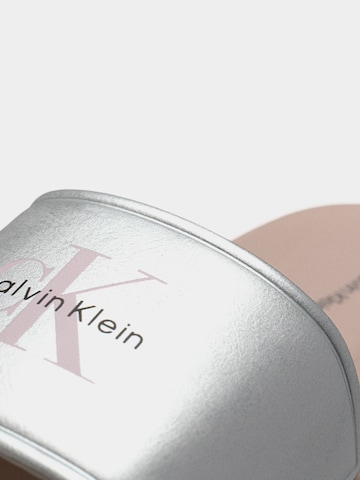 Calvin Klein Jeans - Sandalias 'FREDDIE' en plata