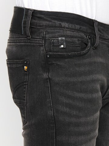 KOROSHI Regular Jeans in Schwarz