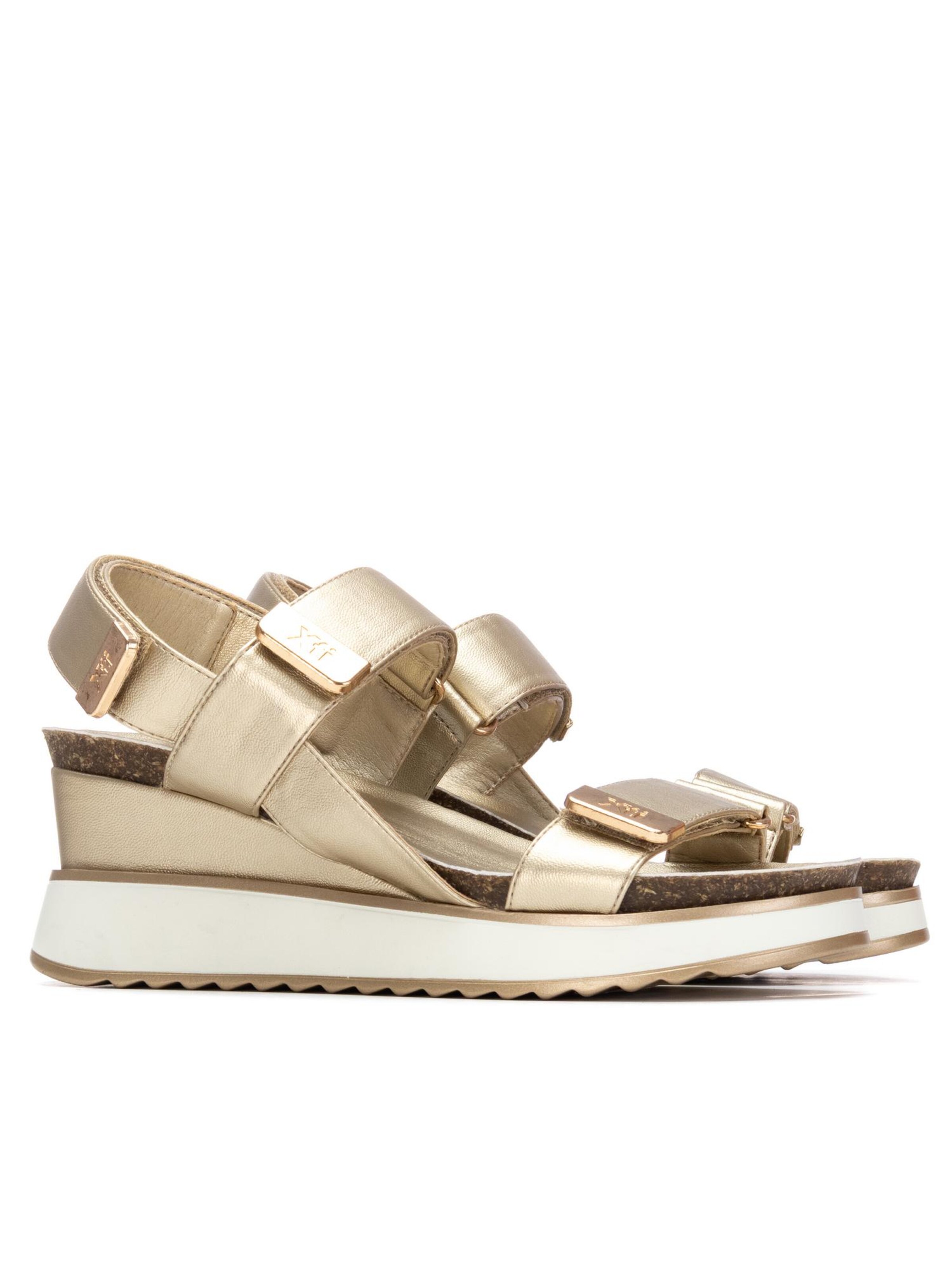 Xti - Sandalias en oro