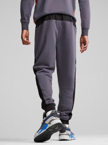 Effilé Pantalon de sport PUMA en gris