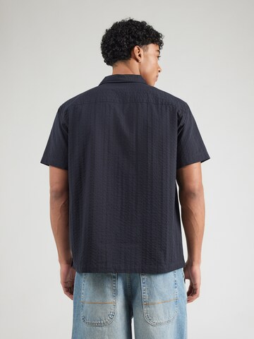 Coupe regular Chemise 'JWHEASTON' JACK & JONES en noir : derrière