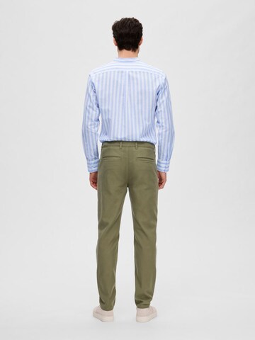 Effilé Pantalon chino 'Jax' SELECTED en vert