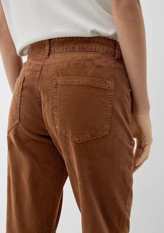 Effilé Pantalon s.Oliver en marron