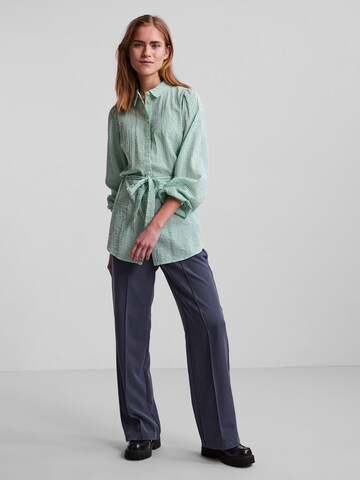 Camicia da donna 'Vosa' di PIECES in verde