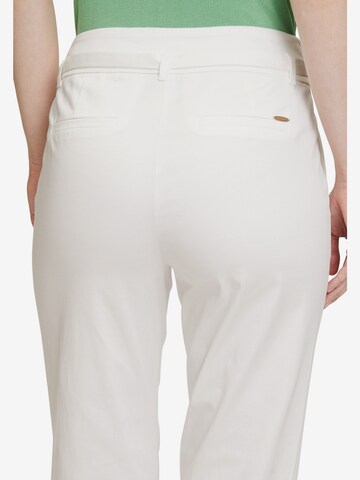 Coupe slim Pantalon Betty & Co en blanc