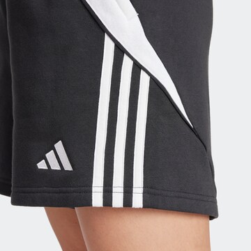 ADIDAS PERFORMANCE Regular Sportshorts 'Tiro 24' in Schwarz