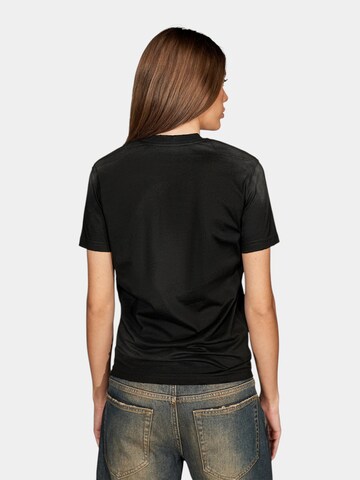 Maglietta 'Tricou EVENT - T27362' di Made By Society in nero