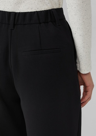 Loosefit Pantalon à pince s.Oliver en noir