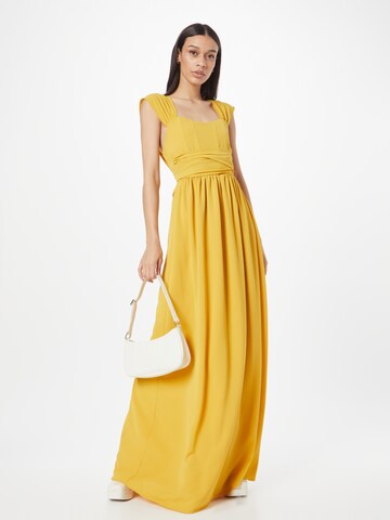 TFNC Evening Dress 'BETH' in Yellow