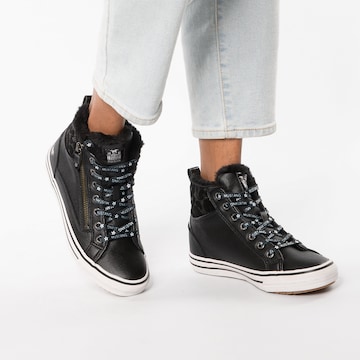 MUSTANG High-Top Sneakers in Black