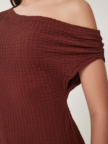 Happiness İstanbul - Vestido en marrón