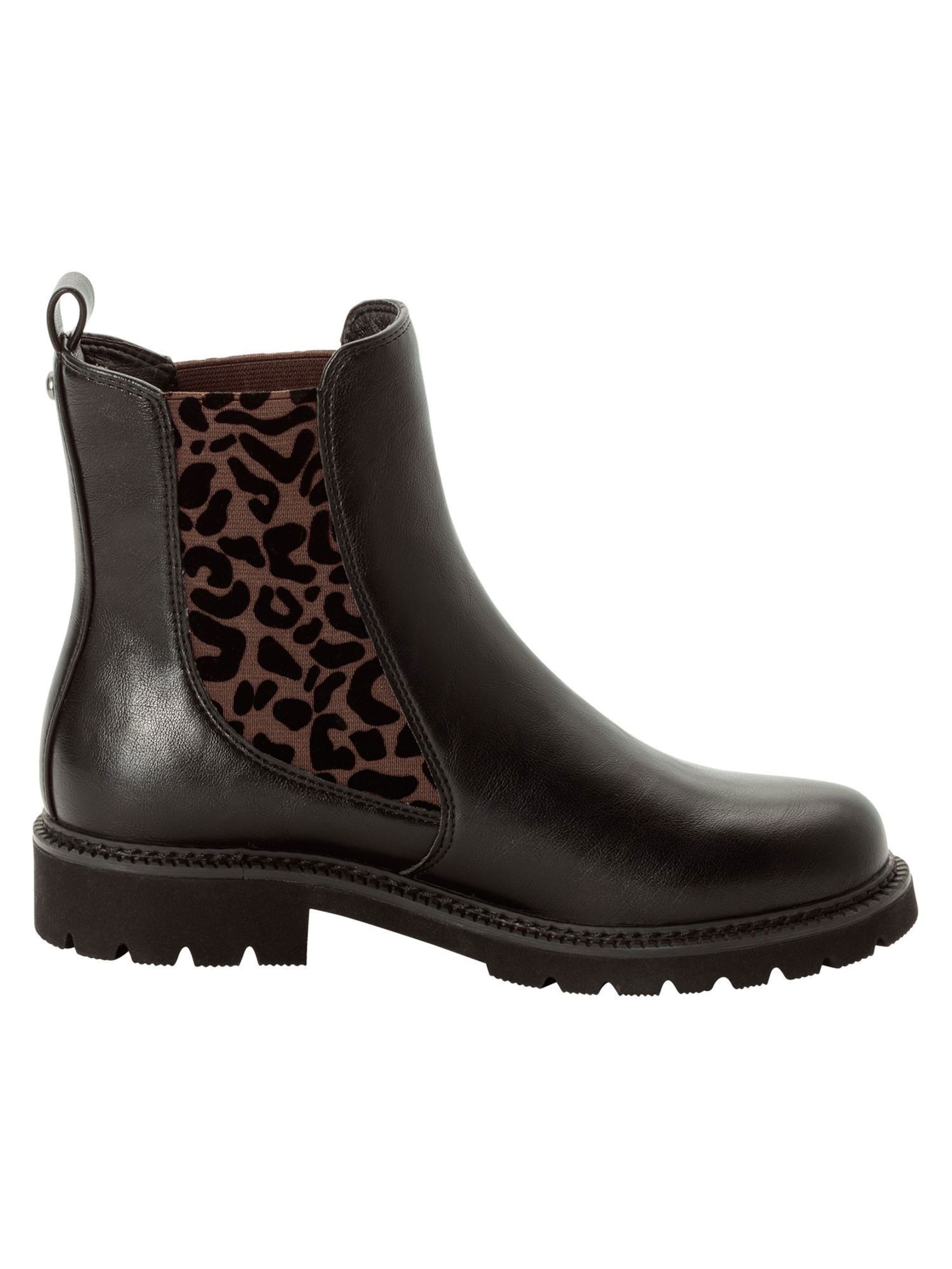 Tamaris Chelsea Boots in Black