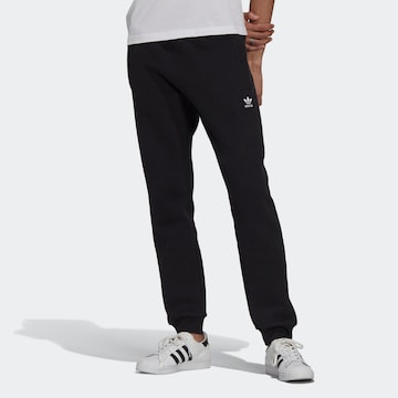 ADIDAS ORIGINALS - Tapered Pantalón 'Adicolor Essentials Trefoil' en negro