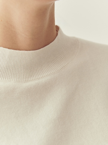 TATUUM Sweater in White