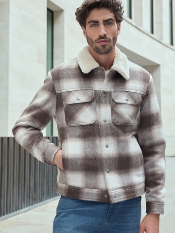 Next Jacke in Beige