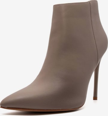 Bottines CRISTIN en beige : devant