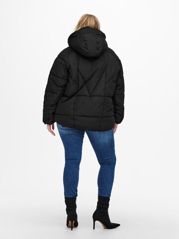 ONLY Carmakoma Jacke in Schwarz