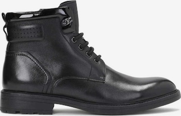 Kazar Chukka Boots in Black