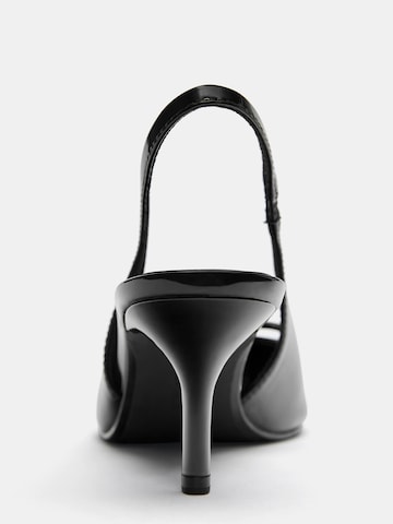 Escarpins à bride arrière Pull&Bear en noir