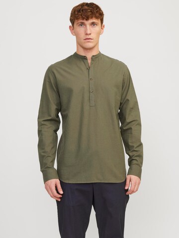 Coupe regular Chemise 'Summer' JACK & JONES en vert : devant