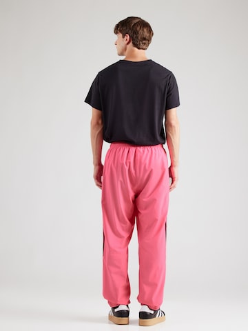 Loosefit Pantalon 'TEAMGEIST' ADIDAS ORIGINALS en rose