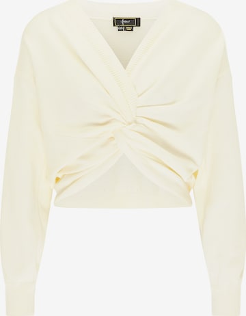 faina Sweater in White: front