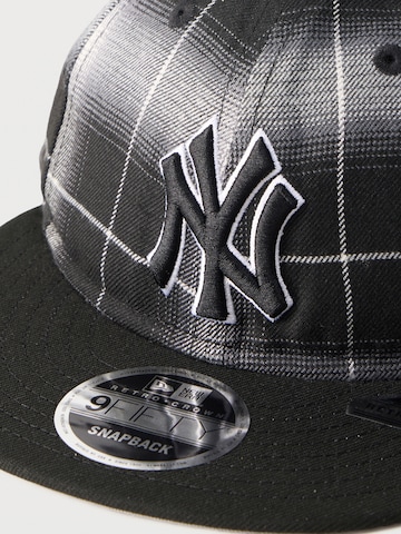 NEW ERA Кепка в Черный