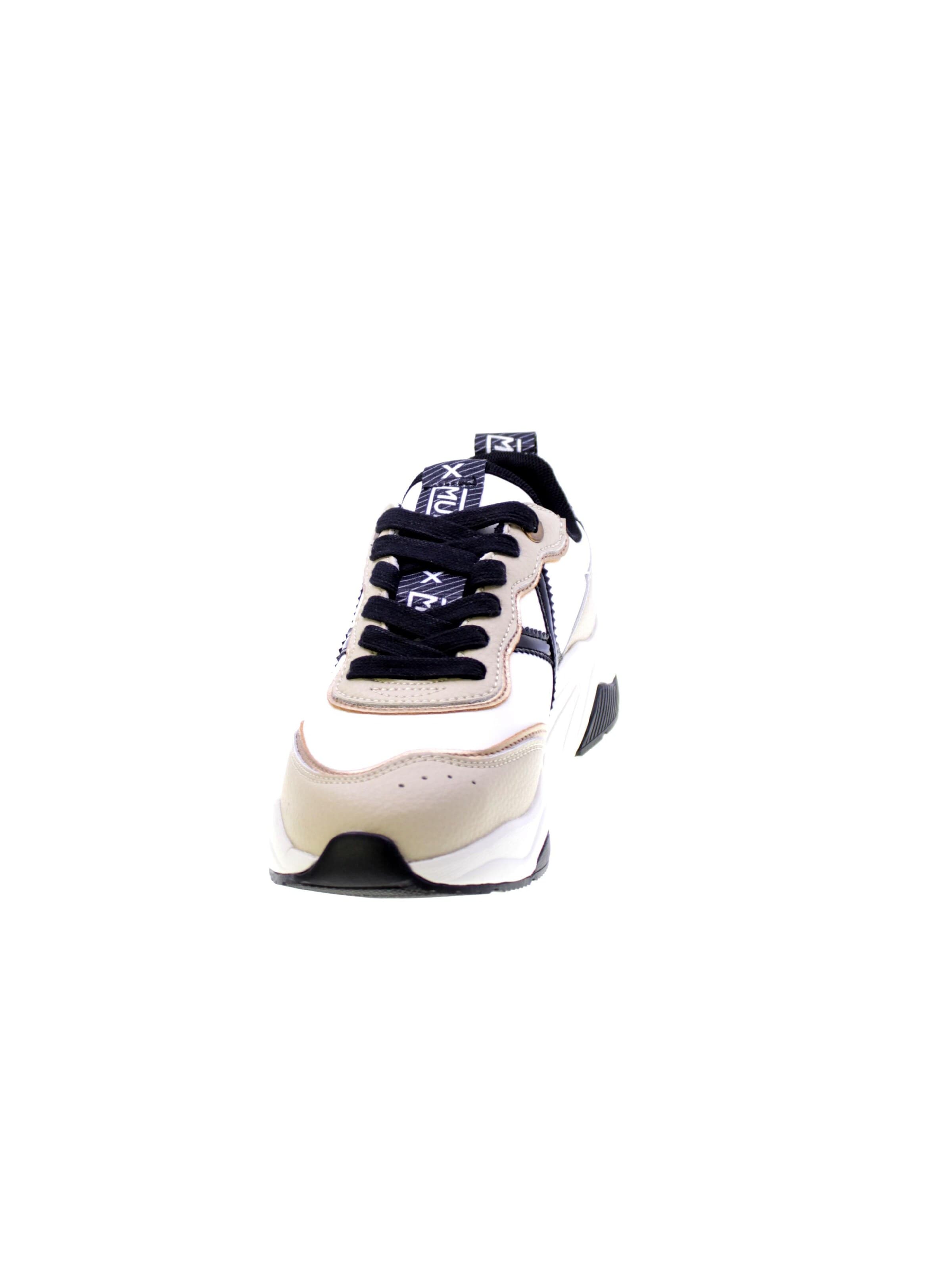 MUNICH Athletic Shoes in White