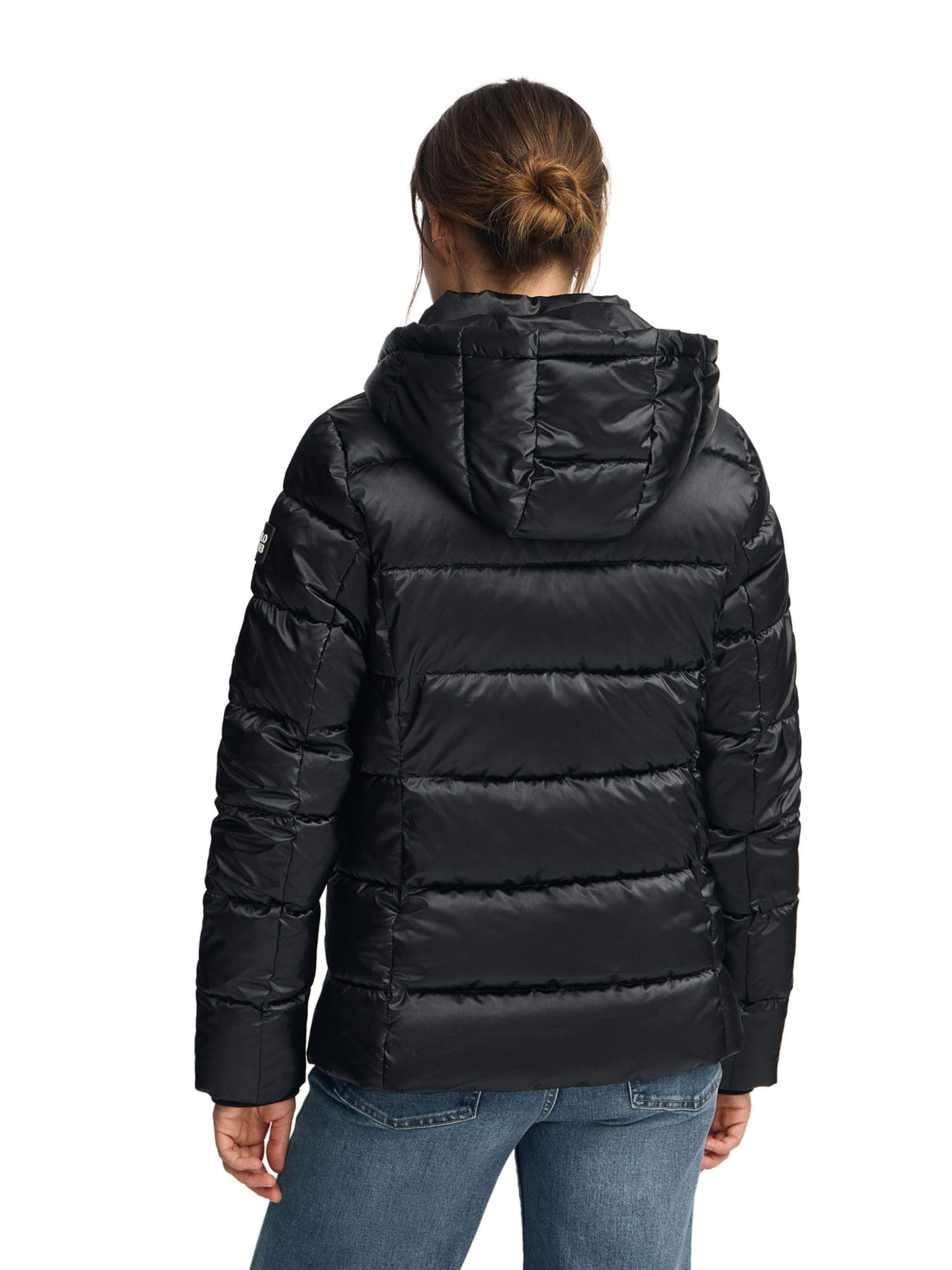 Polo Club Performance Jacket in Black