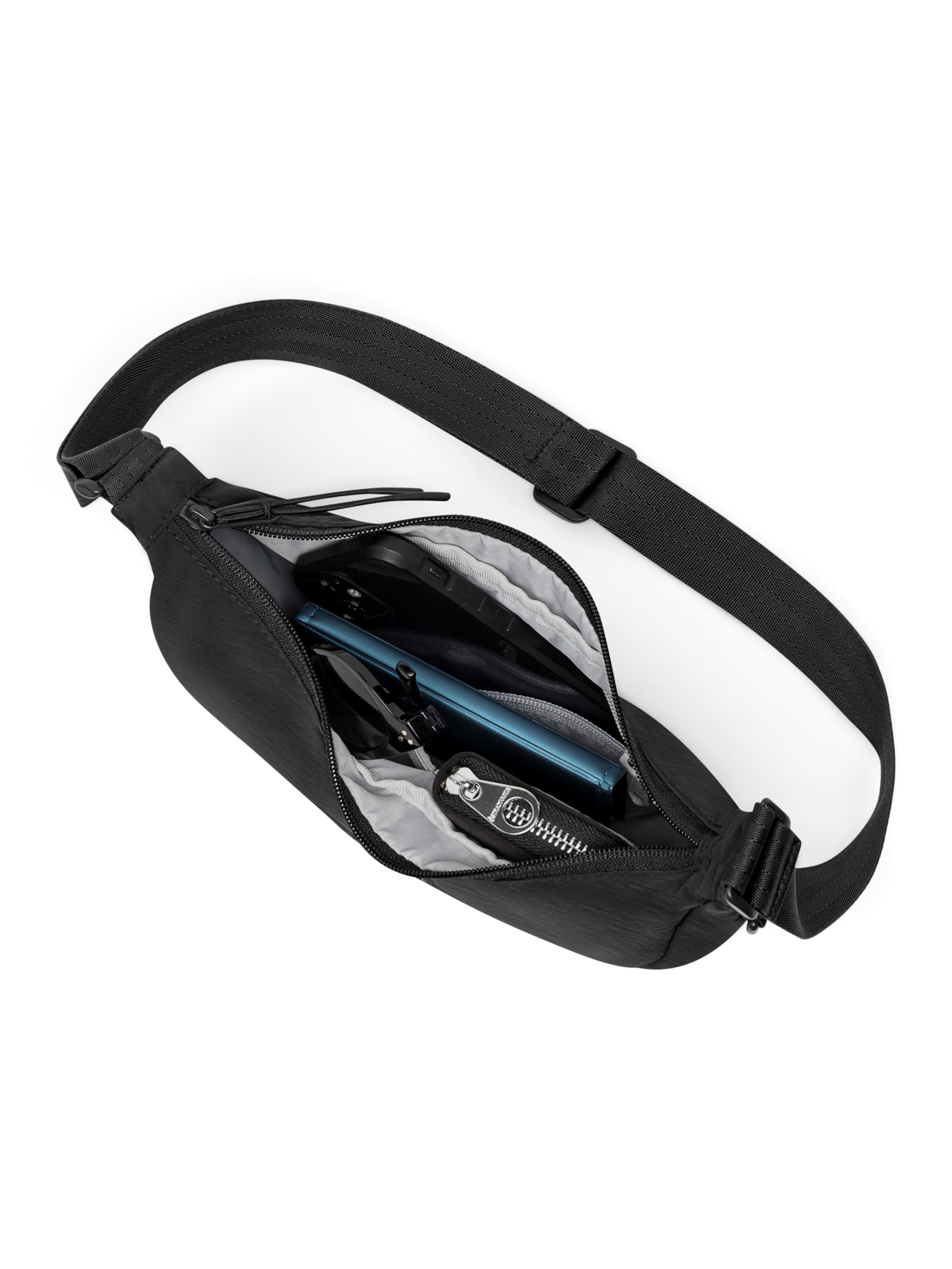 Johnny Urban Half Moon Bag 'Kaia Small' in Schwarz