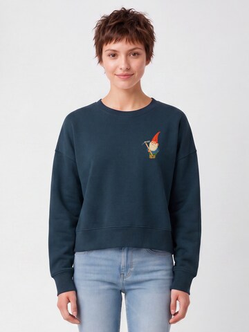 Watapparel Sweatshirt ' Gartenzwerg ' in Groen: voorkant