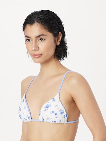 HOLLISTER Triangle Bikini Top in White: front