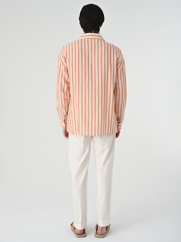 Antioch - Ajuste regular Camisa en naranja