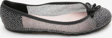 PRETTY BALLERINAS Flats & Loafers in 37 in Black: front