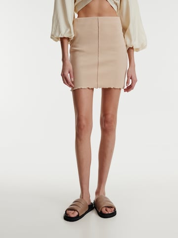 EDITED Rok 'Ova' in Beige: voorkant