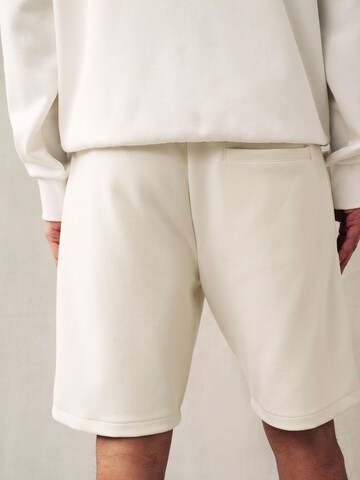 Regular Pantalon Next en beige