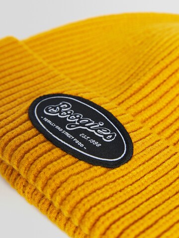 Bonnet Bershka en jaune