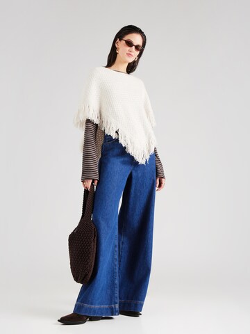 HOLLISTER Cape in Grey