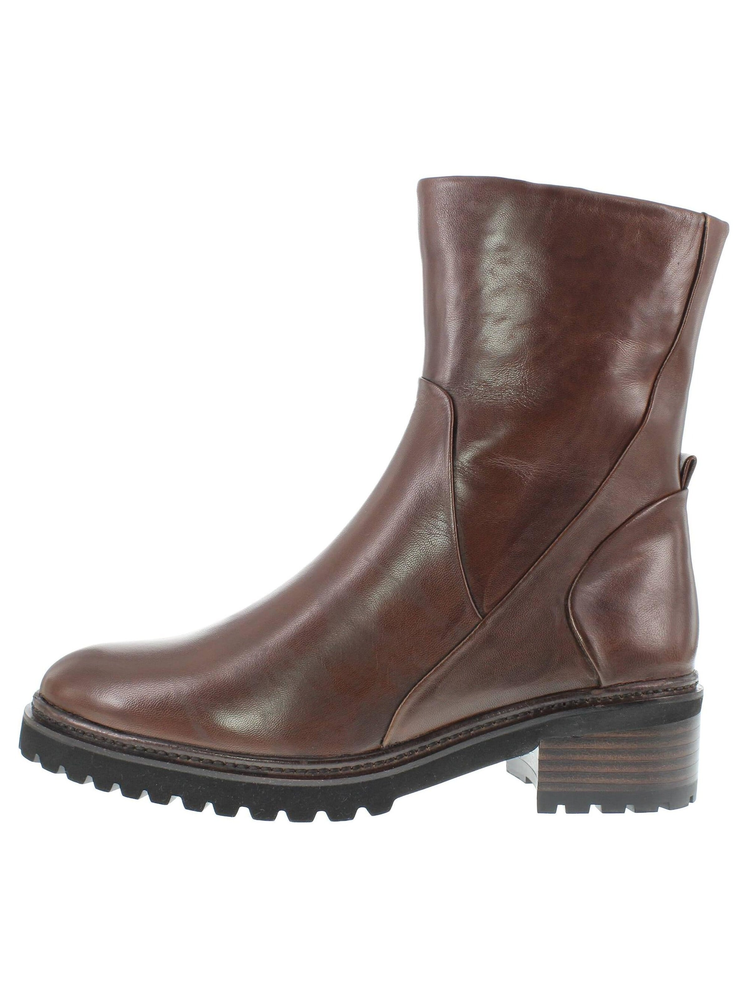 Everybody Booties 'GEMA' in Brown: front