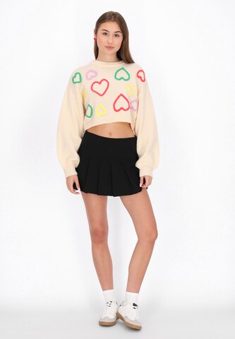 MYMO Υπερμέγεθες πουλόβερ σε λευκό