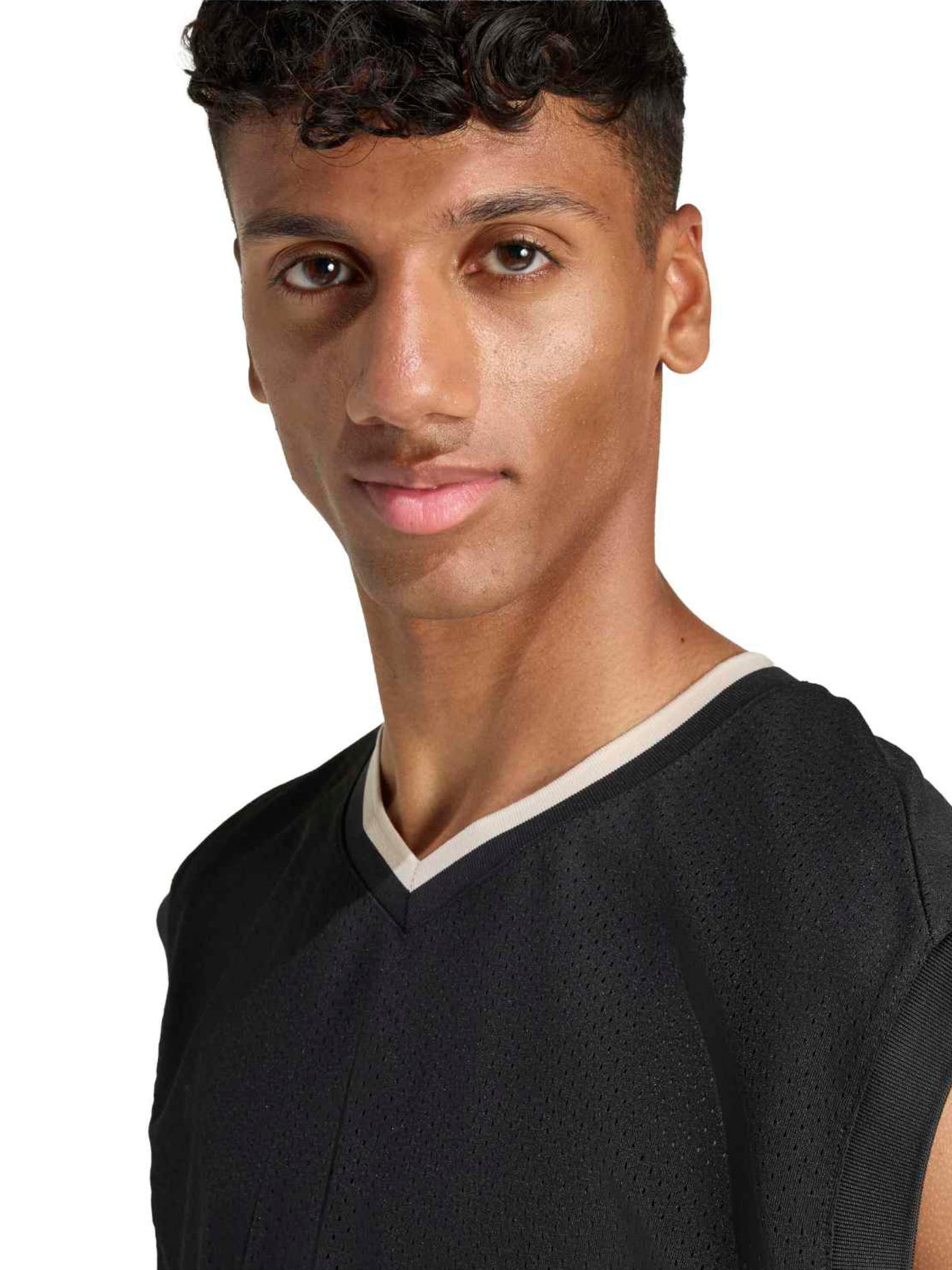 T-Shirt fonctionnel 'STA SEAS' ADIDAS SPORTSWEAR en noir