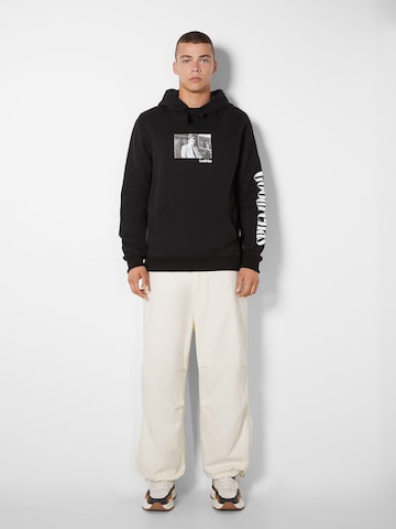 Bershka Sweatshirt in Zwart