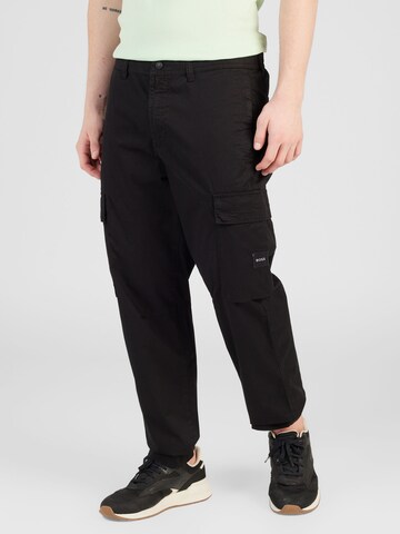 Regular Pantalon cargo 'Sisla' BOSS en noir : devant