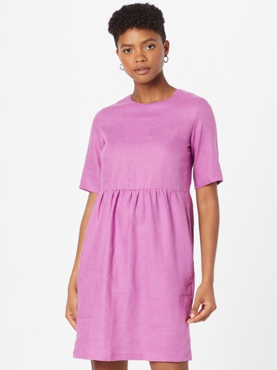 Rochie 'LATOYA' Maison 123 pe lila, Vizualizare model