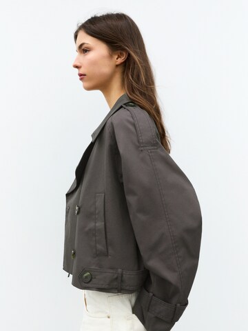 Pull&Bear Between-season jacket in Grey