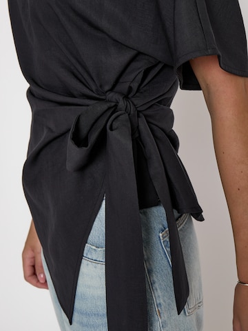Haut 'Rebecca' Peppercorn en noir