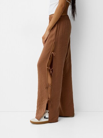 Bershka Wide leg Trousers in Brown