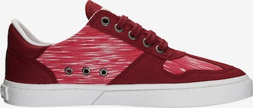 Ethletic Sneakers in Red