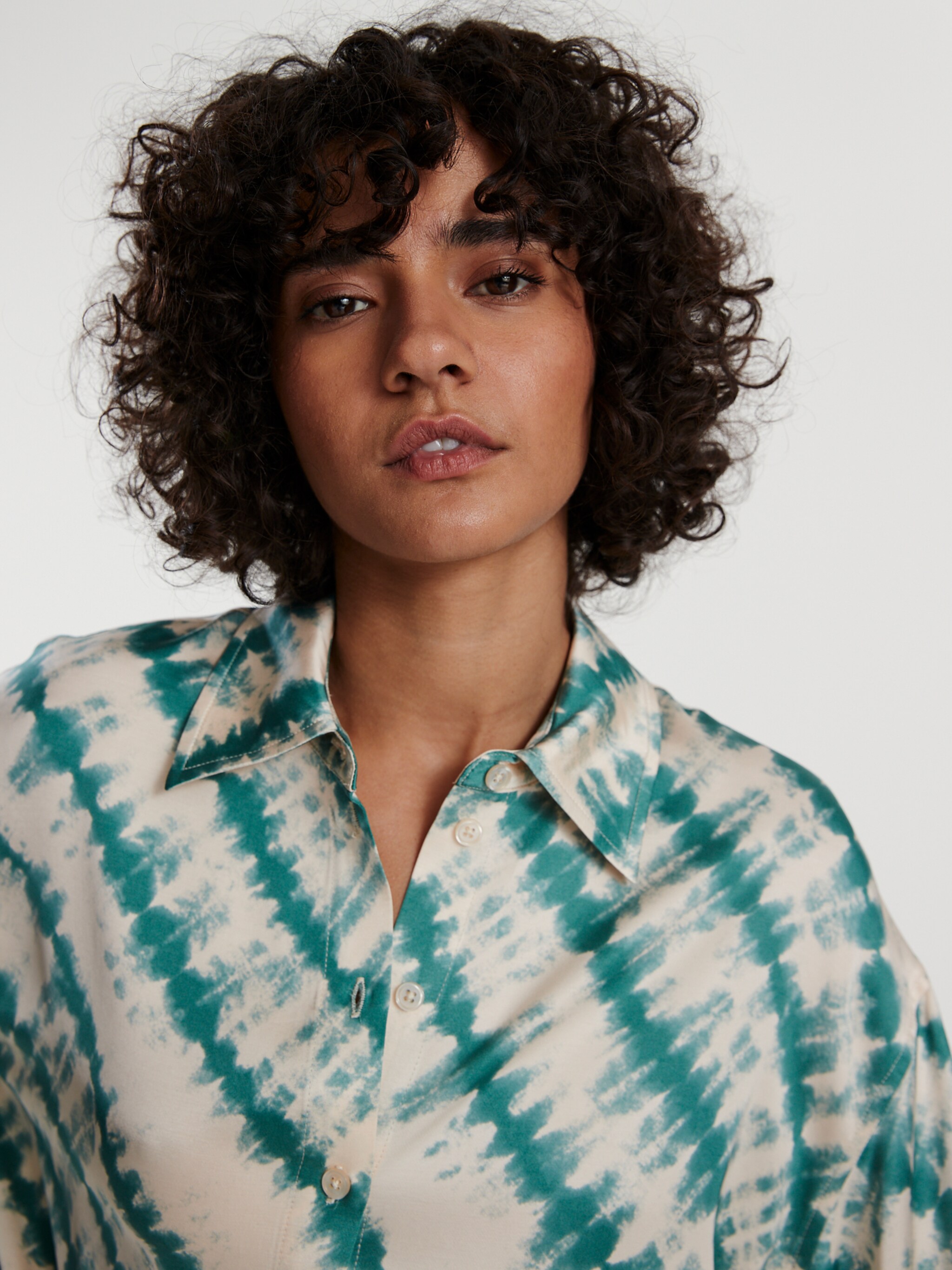 EDITED Producten Blouse 'Nika' Beige